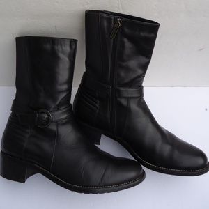 Black Women's Mid-Calf Leather Boots - Unbranded